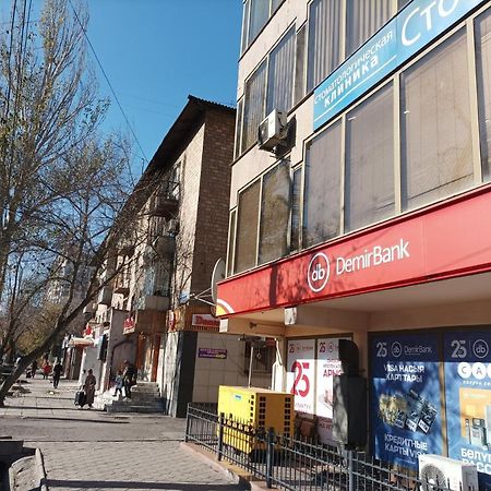Аппартаментов В Золотом Квадрате บิชเคก ห้อง รูปภาพ